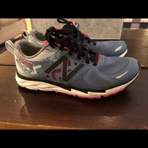 New Balance Tennis Shoes